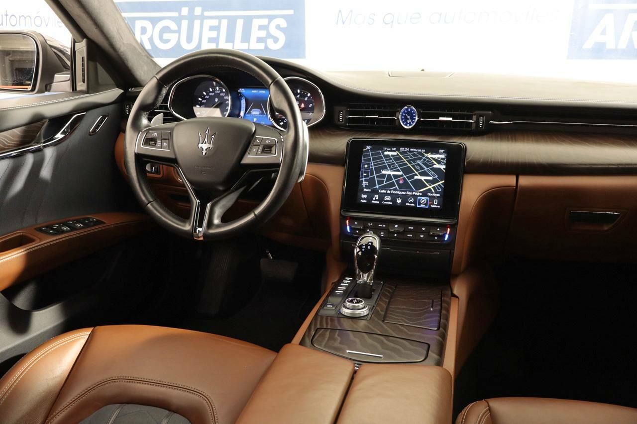 Foto Maserati Quattroporte 25