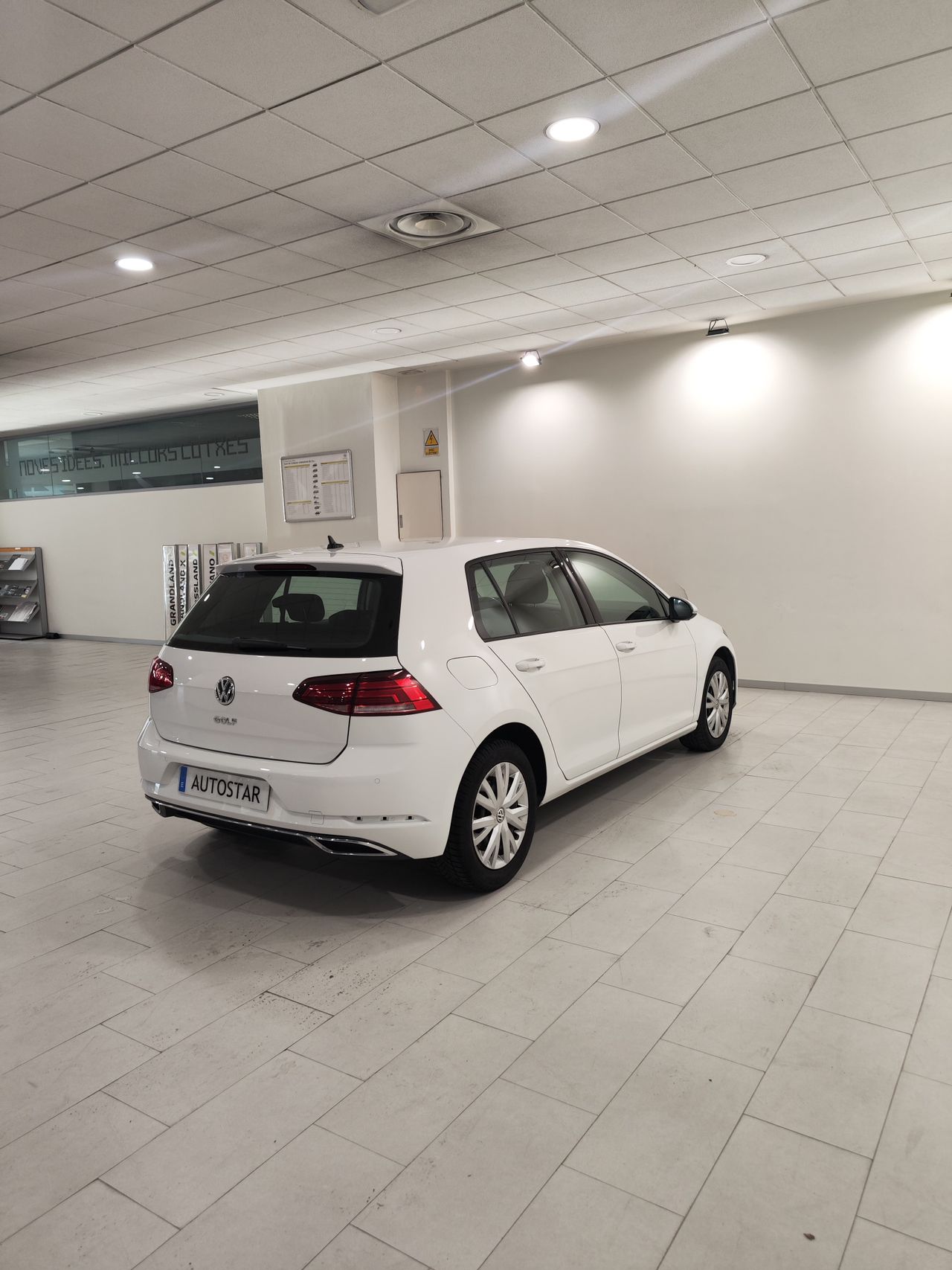 Foto Volkswagen Golf 18