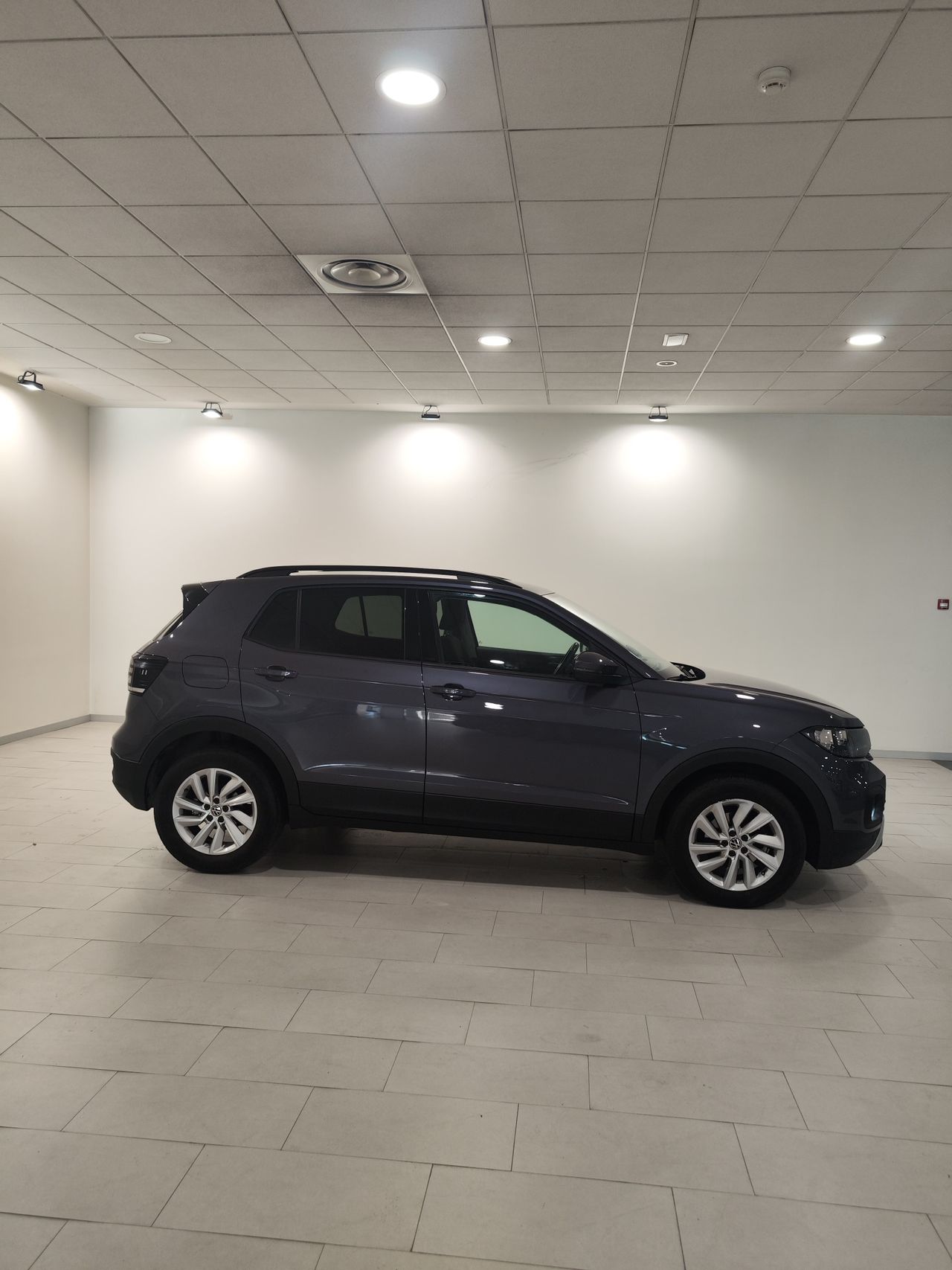 Foto Volkswagen T-Cross 2