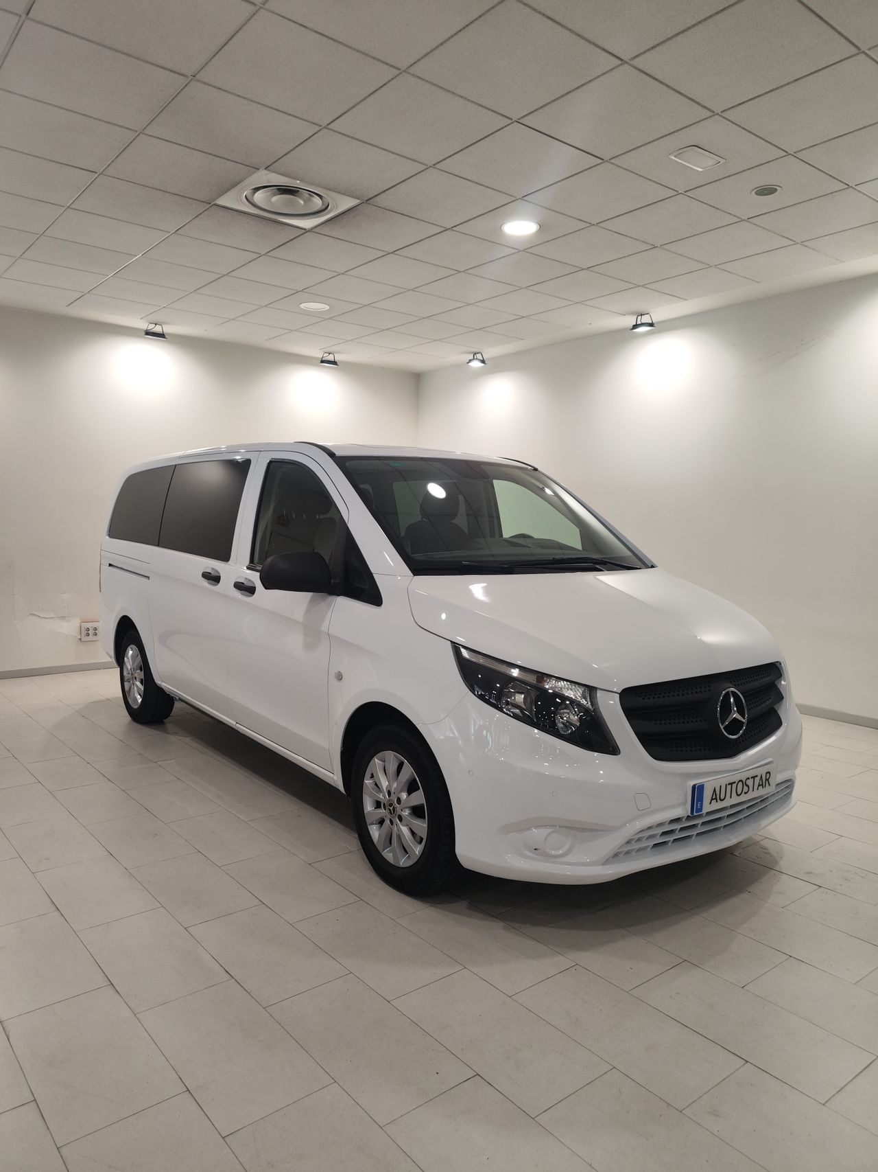 Foto Mercedes-Benz Vito 1