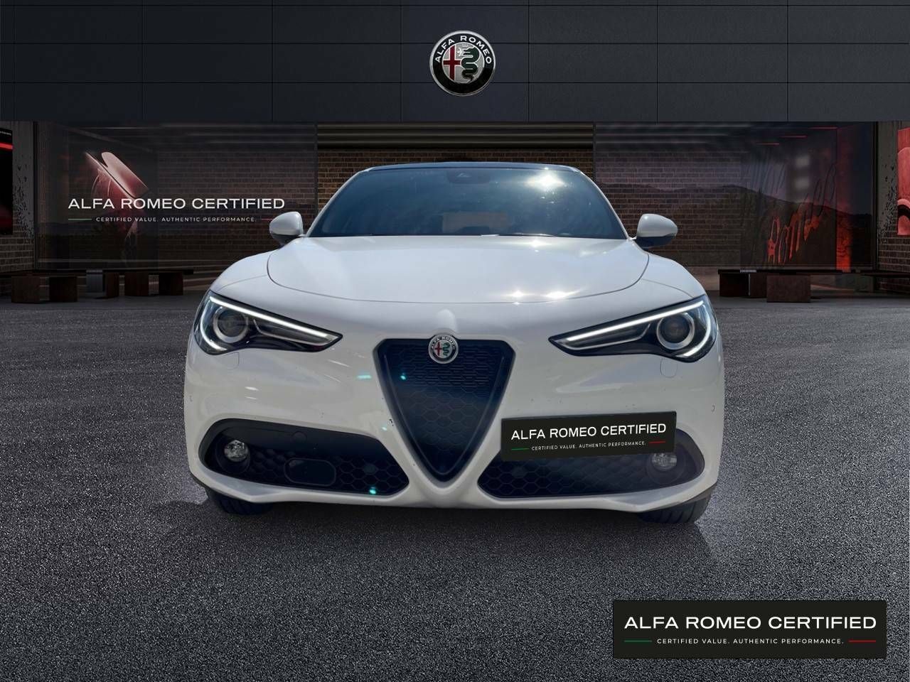 Foto Alfa Romeo Stelvio 2