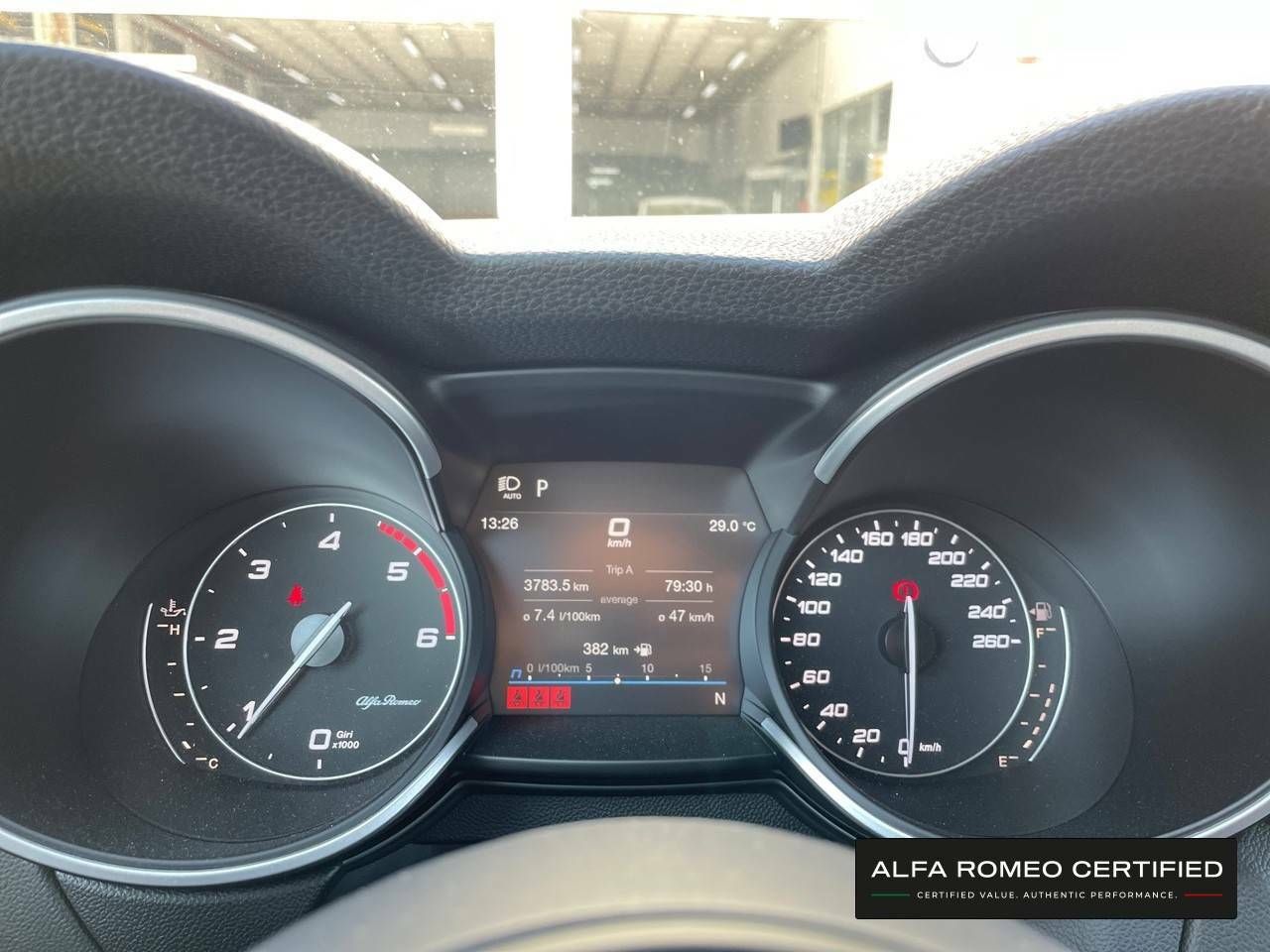 Foto Alfa Romeo Stelvio 10