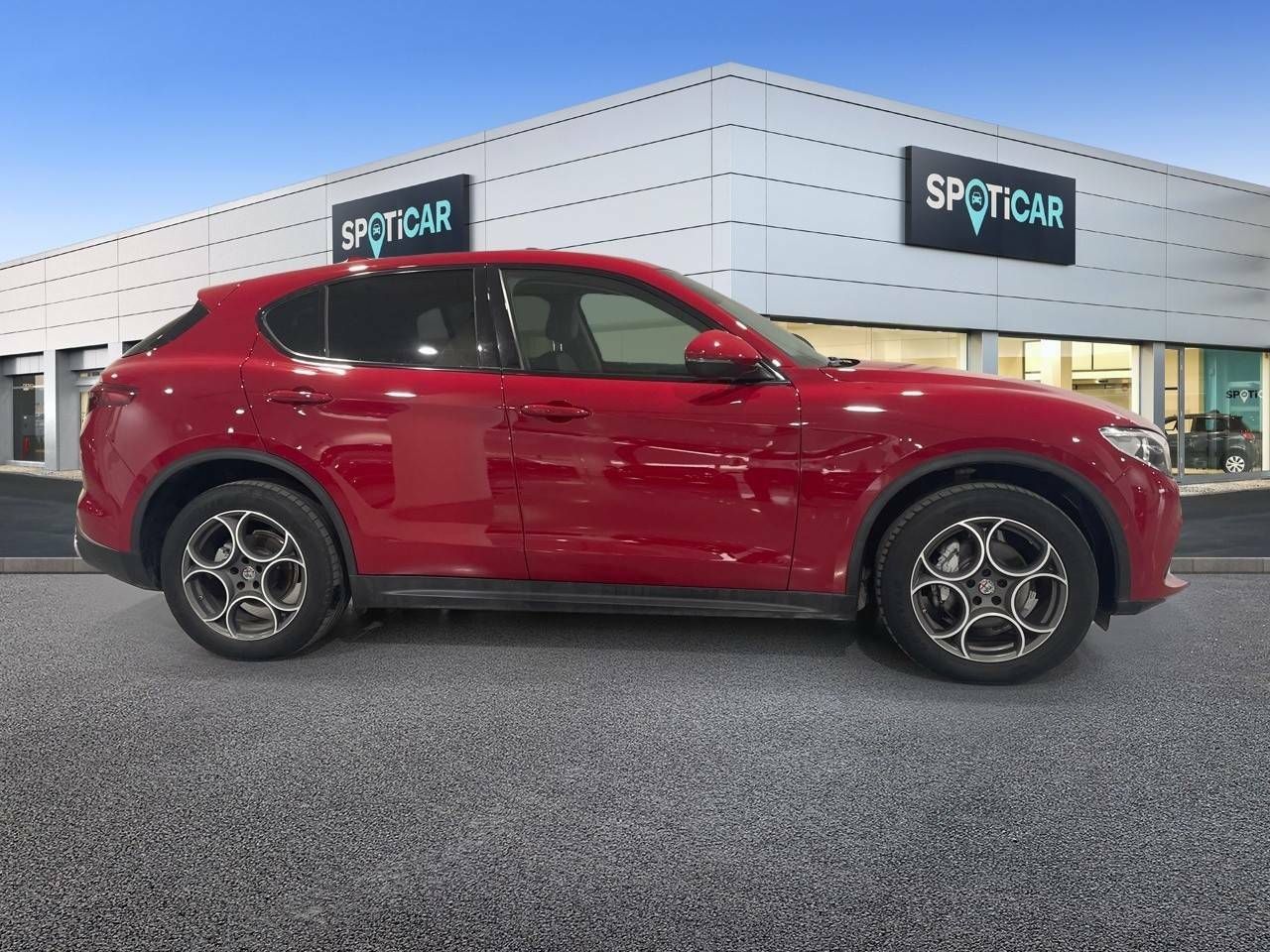 Foto Alfa Romeo Stelvio 4