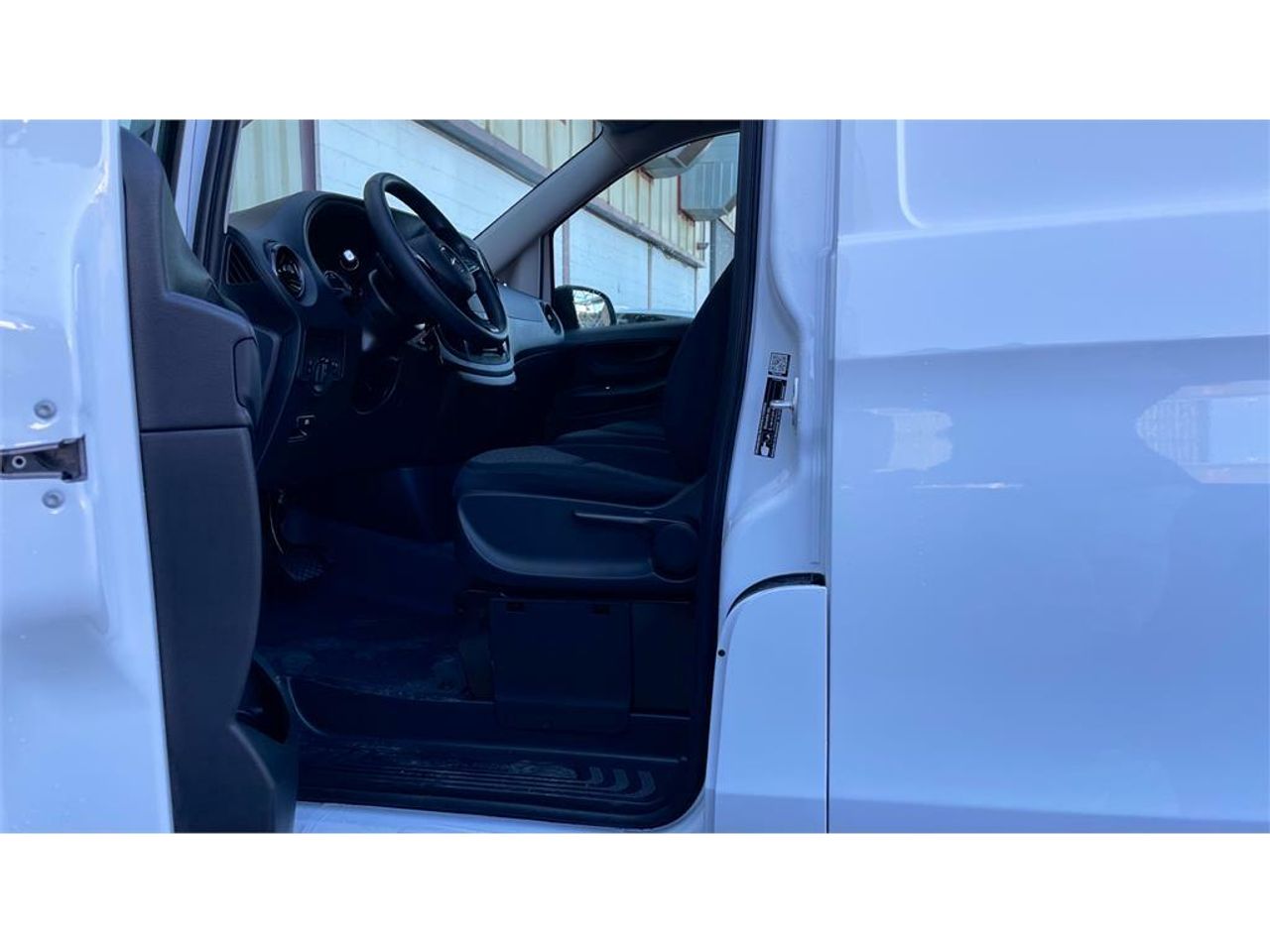 Foto Mercedes-Benz Vito 21