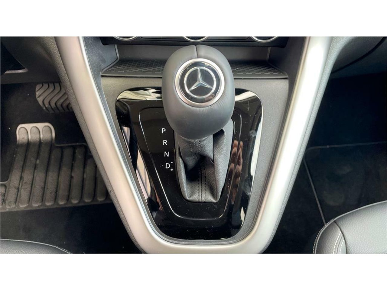 Foto Mercedes-Benz Clase T 16