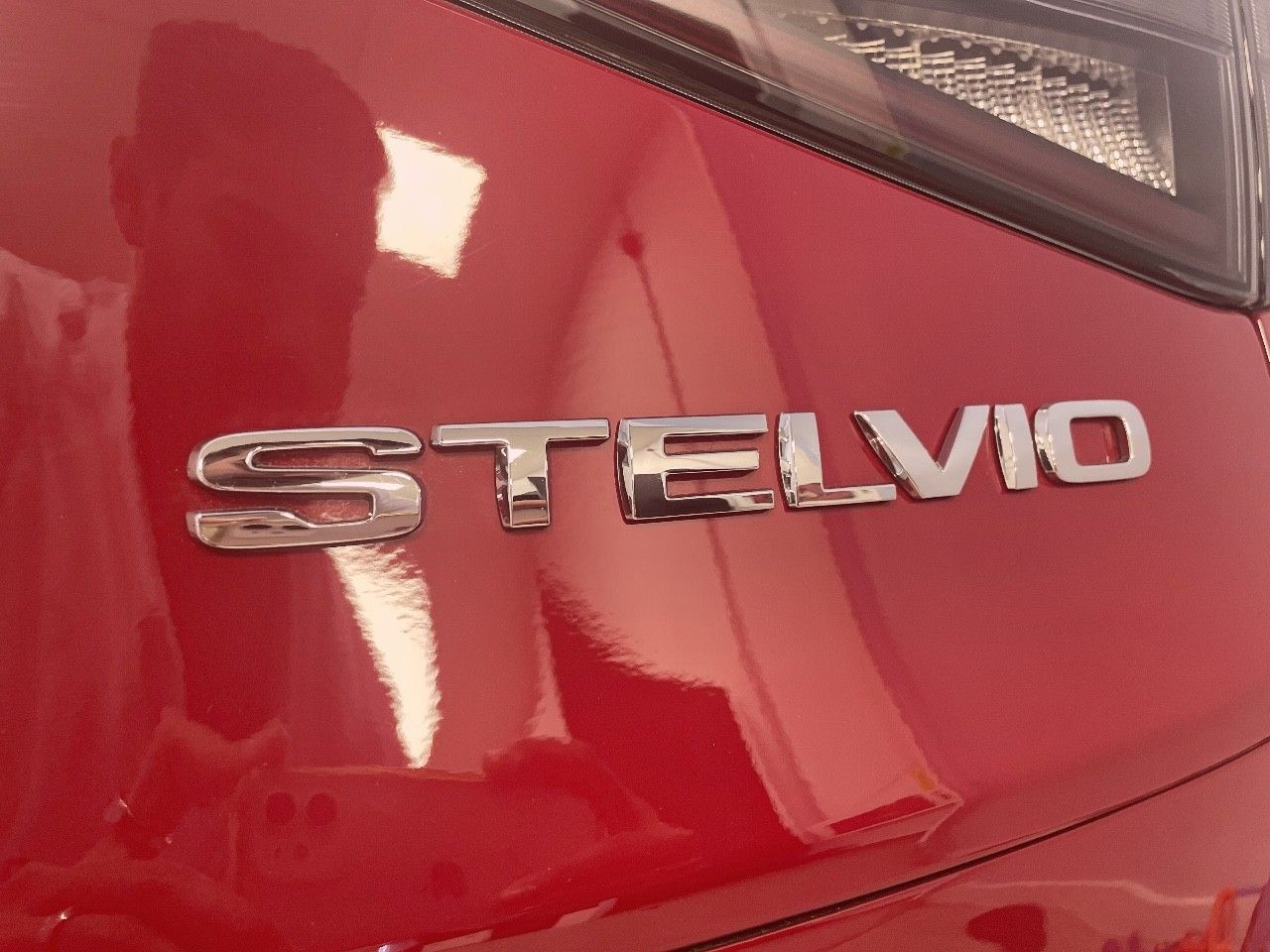 Foto Alfa Romeo Stelvio 5