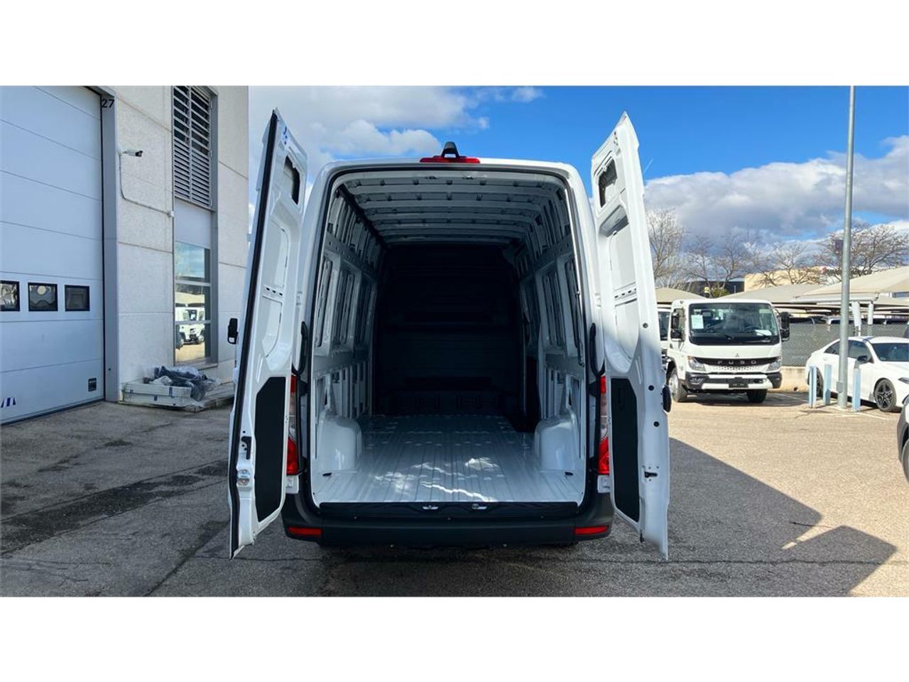 Foto Mercedes-Benz Sprinter 25