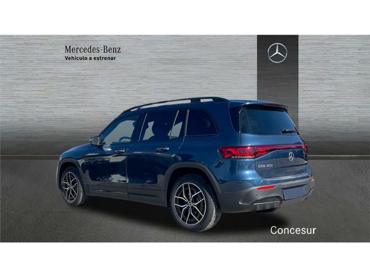 Foto Mercedes-Benz EQB 4