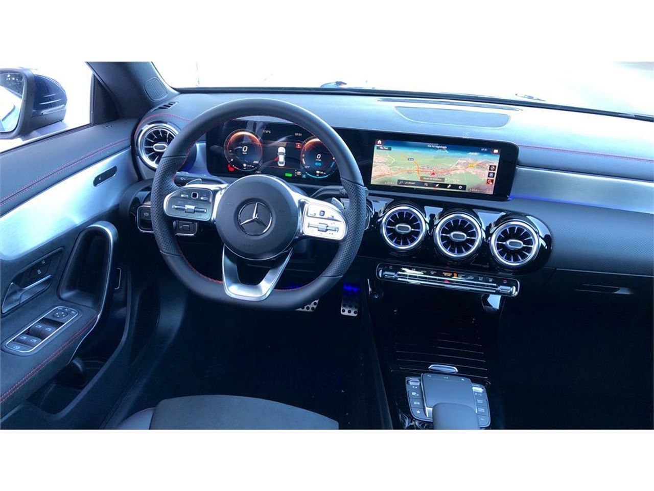 Foto Mercedes-Benz Clase CLA 8