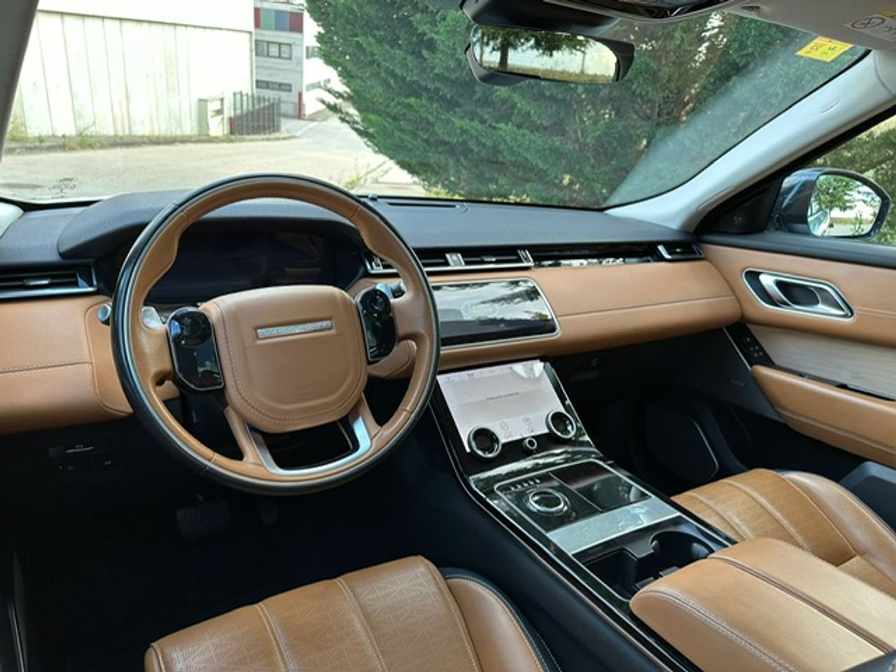 Foto Land-Rover Range Rover Velar 41