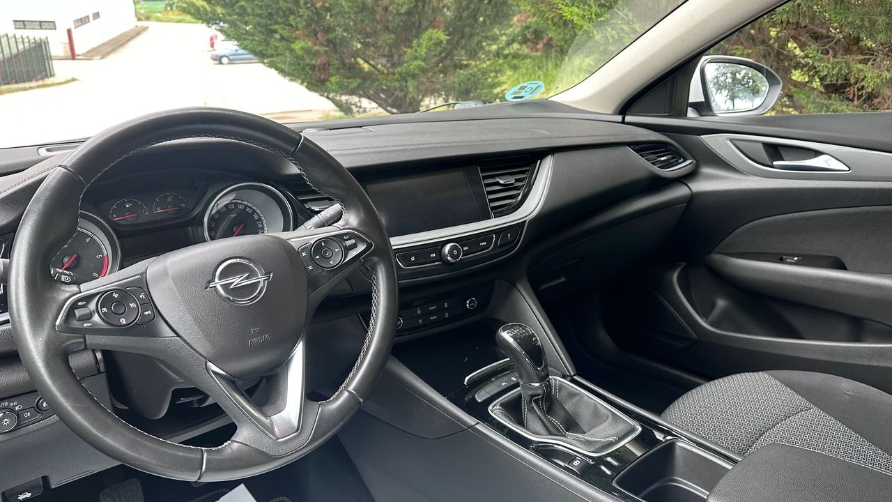 Foto Opel Insignia  32