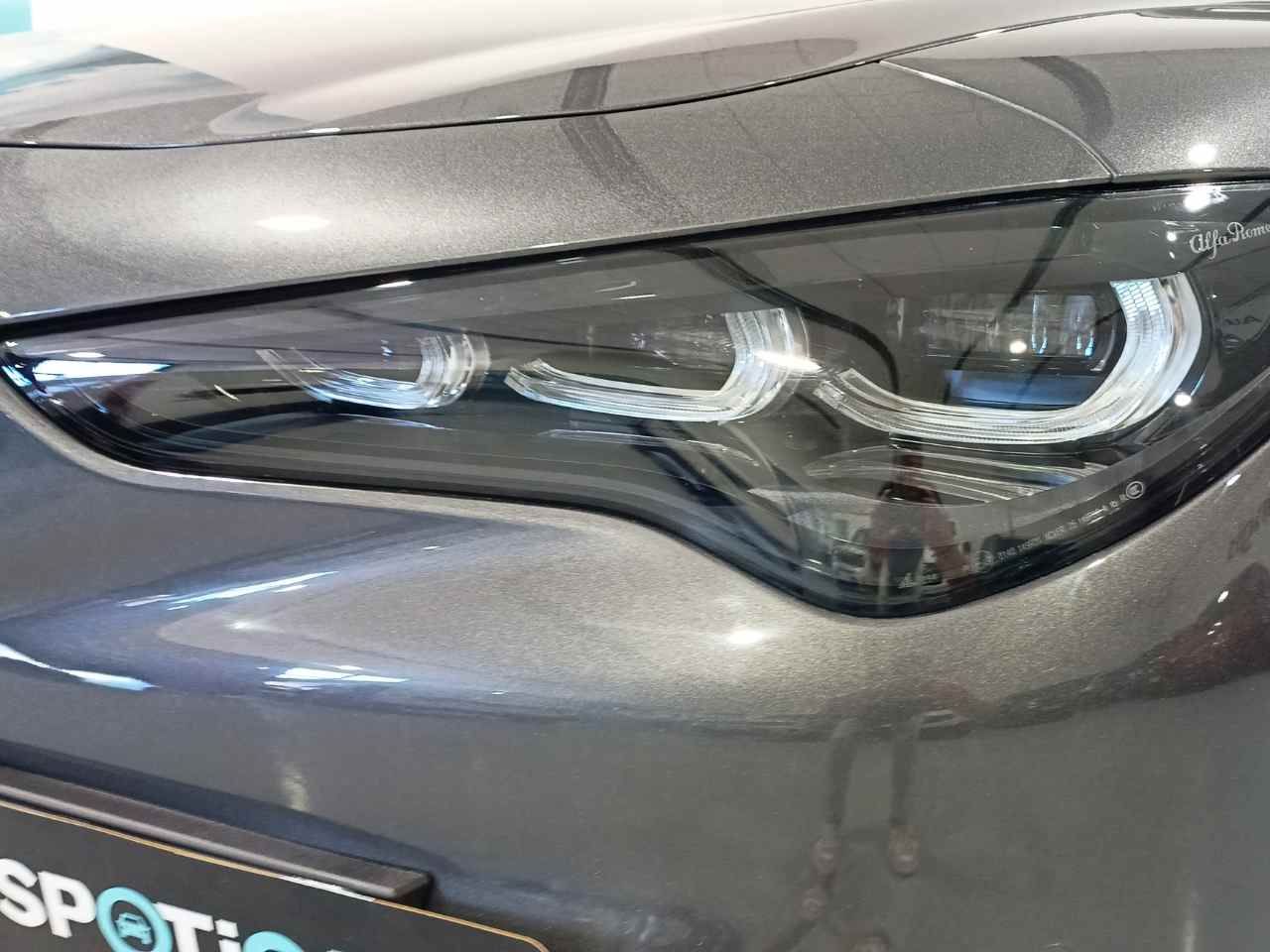 Foto Alfa Romeo Stelvio 26