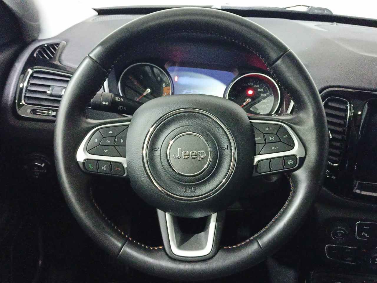 Foto Jeep Compass 12