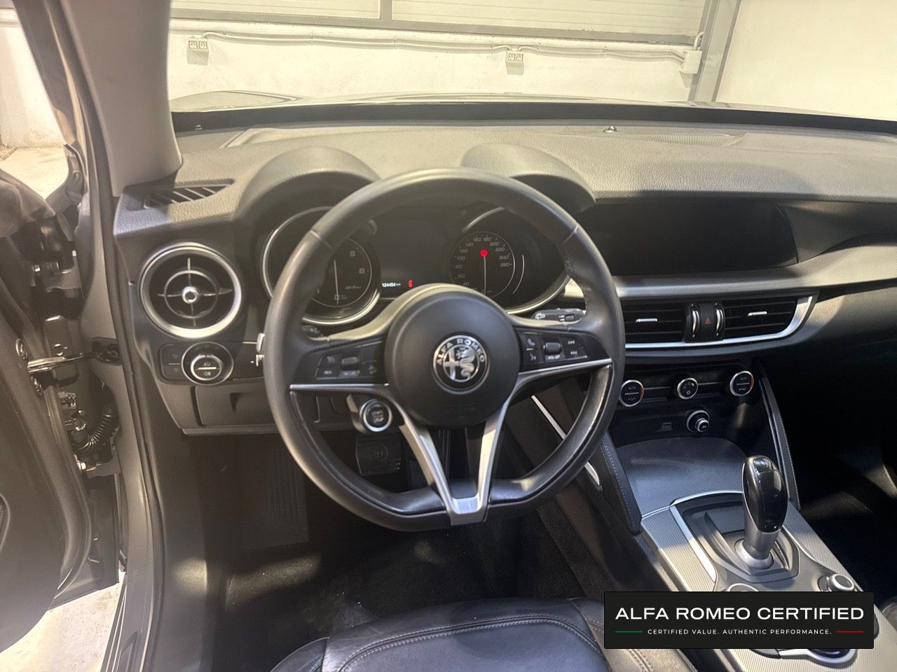 Foto Alfa Romeo Stelvio 9