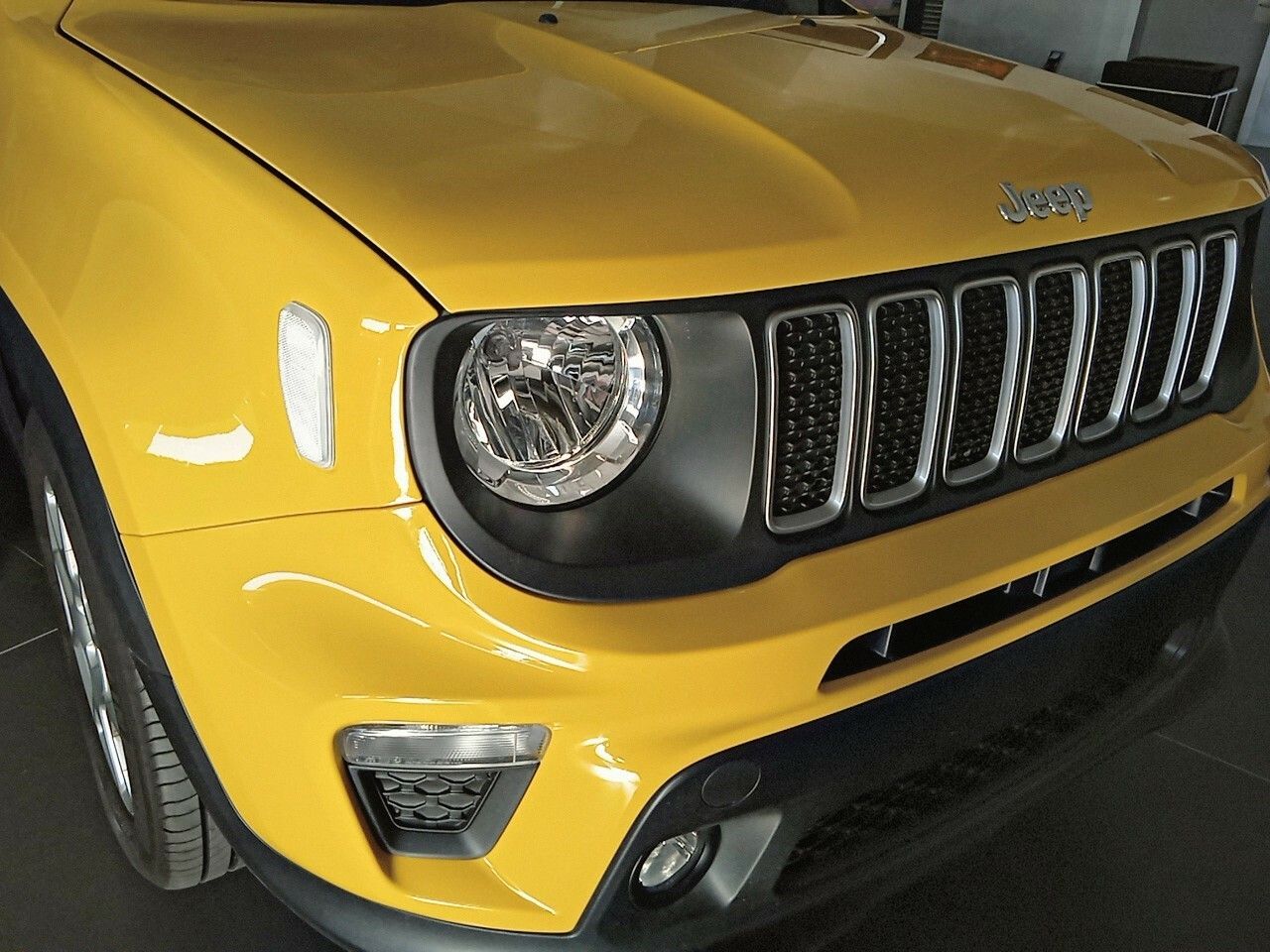 Foto Jeep Renegade 16