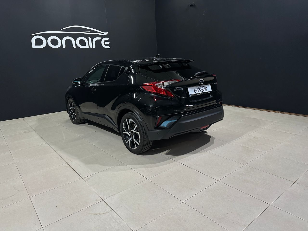 Foto Toyota C-HR 16