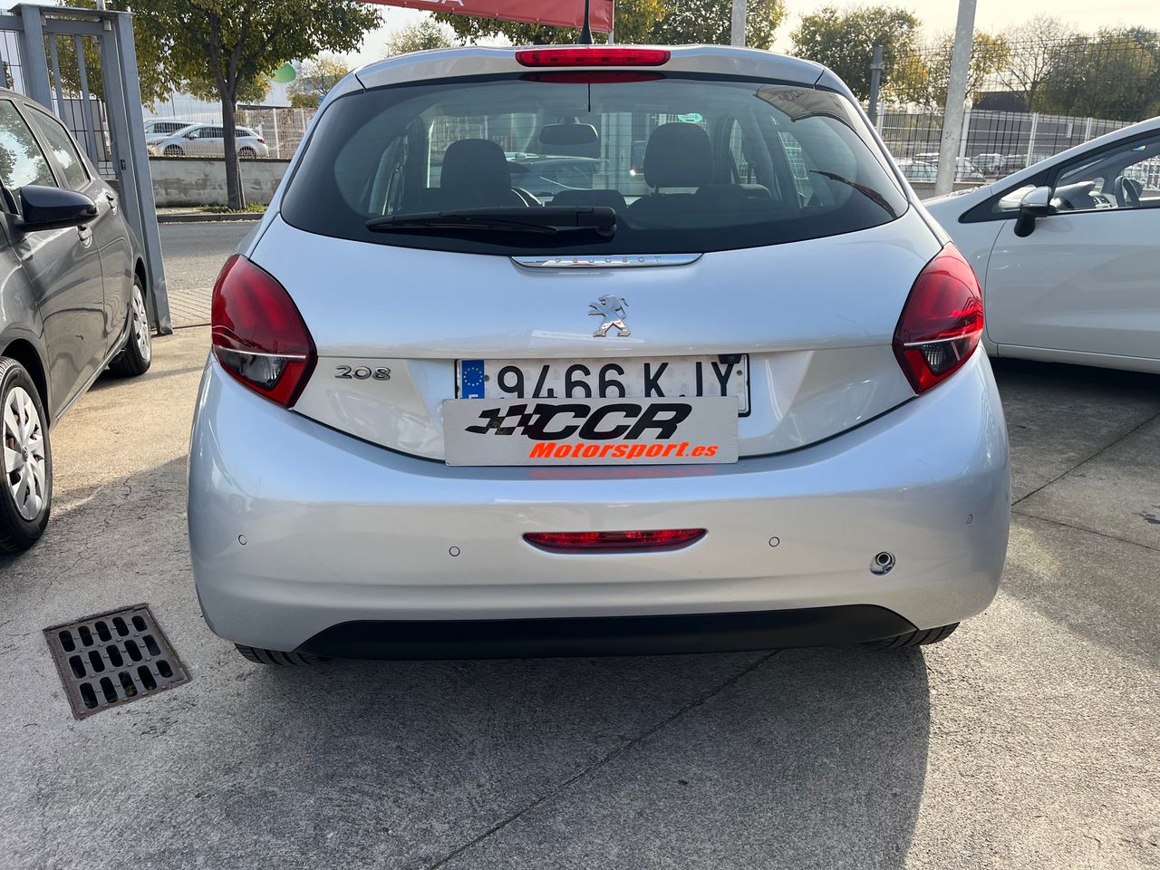 Foto Peugeot 208 6