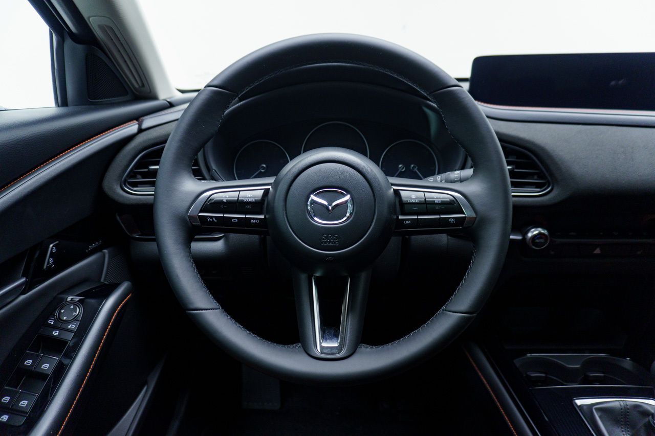 Foto Mazda CX-30 18