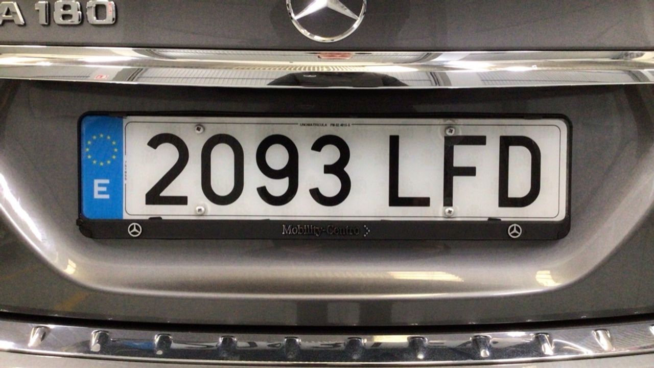Foto Mercedes-Benz Clase GLA 29