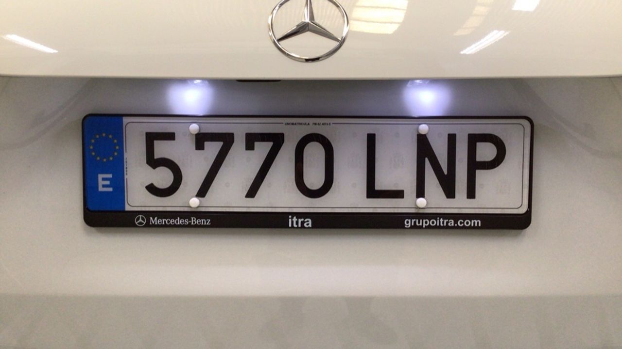 Foto Mercedes-Benz Clase GLA 27
