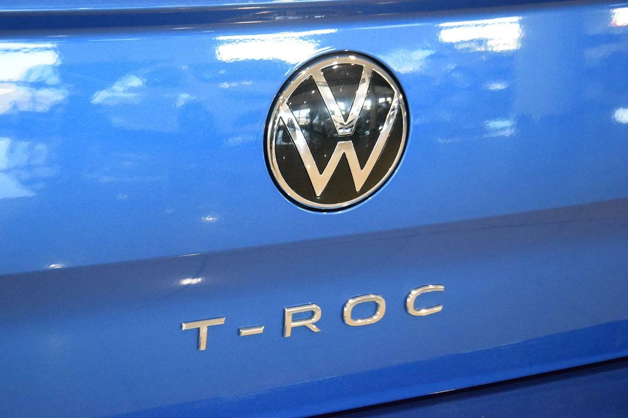 Foto Volkswagen T-Roc 6