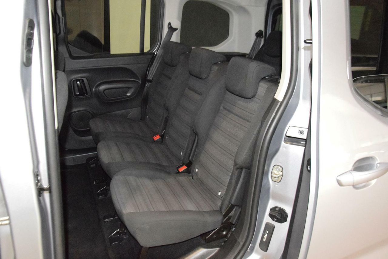 Foto Opel Combo Life 34