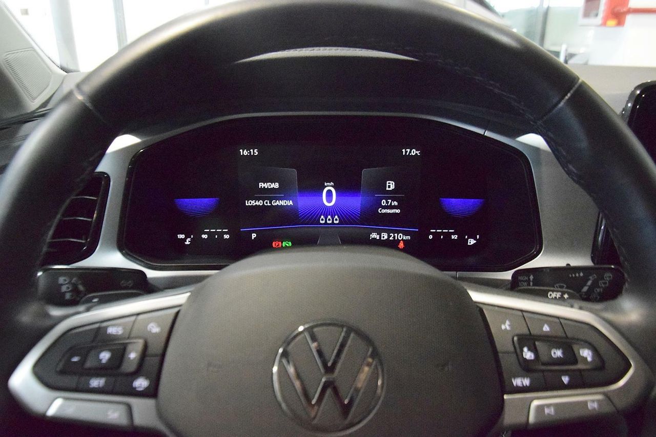 Foto Volkswagen T-Roc 17