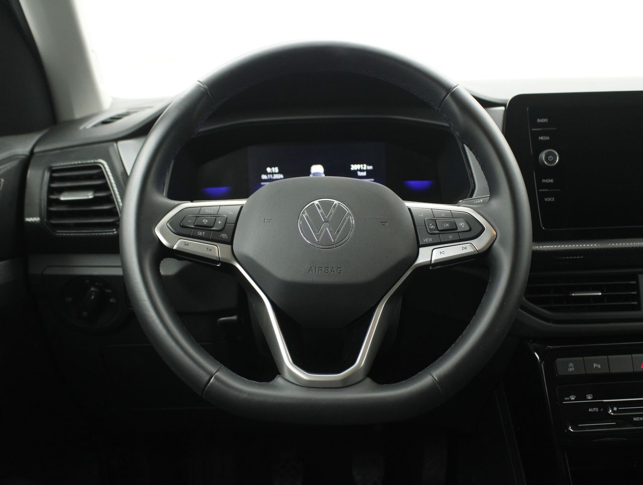 Foto Volkswagen T-Cross 13