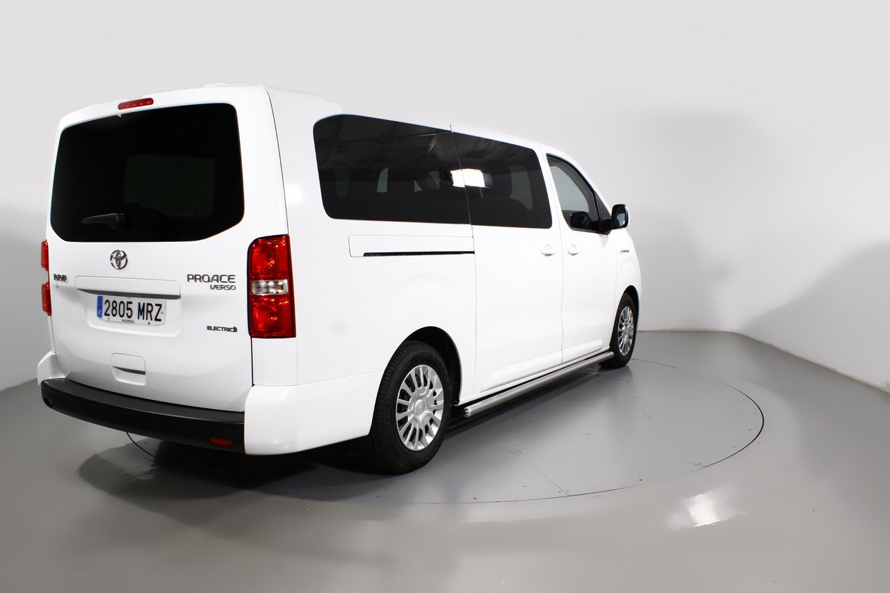 Foto Toyota Proace Verso 25