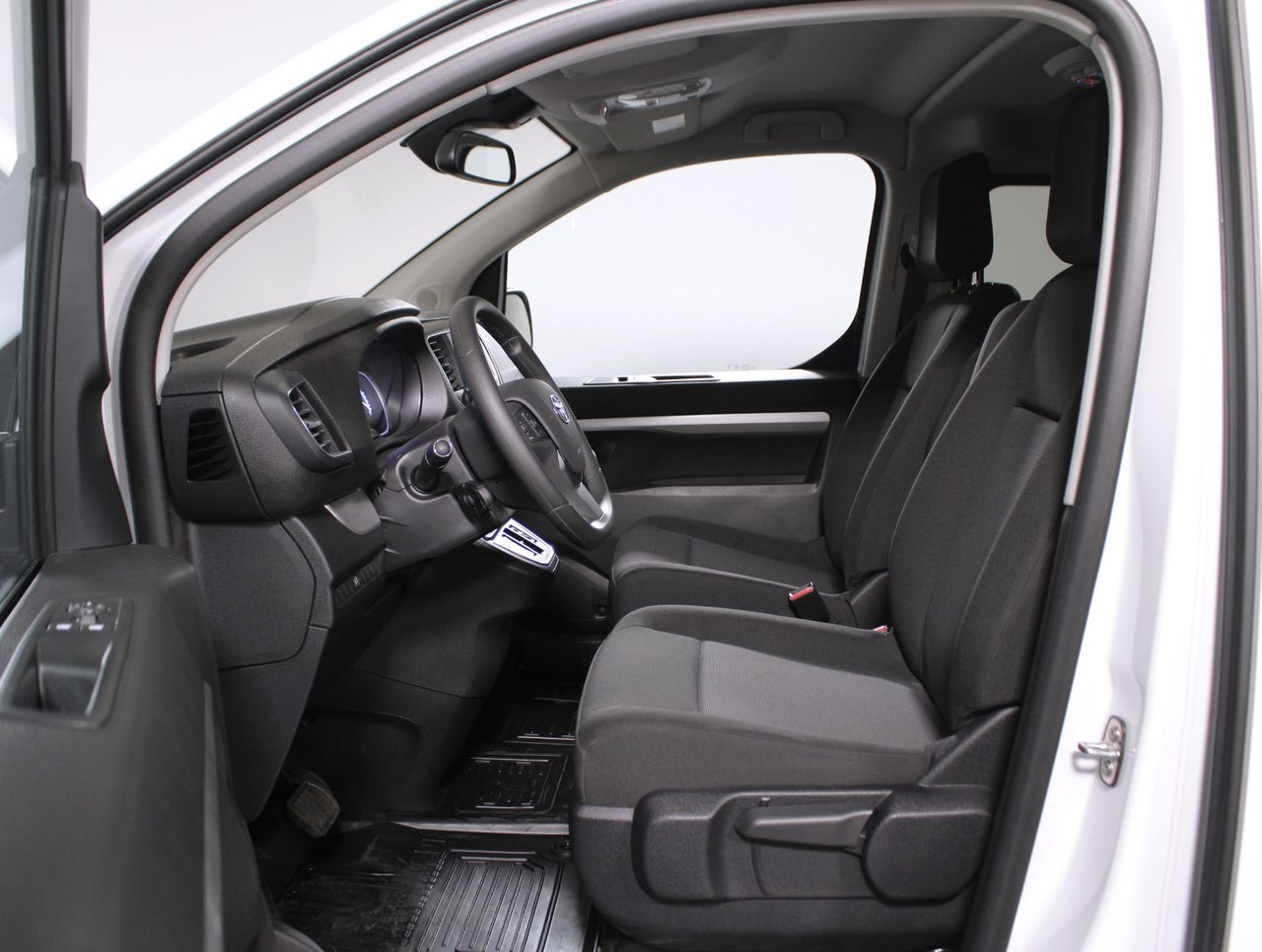 Foto Toyota Proace Verso 27