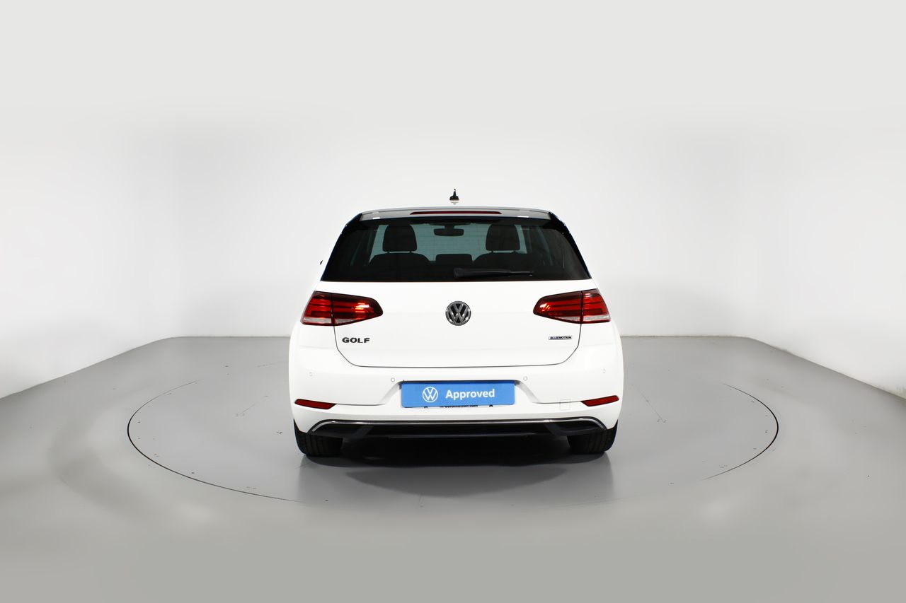 Foto Volkswagen Golf 17