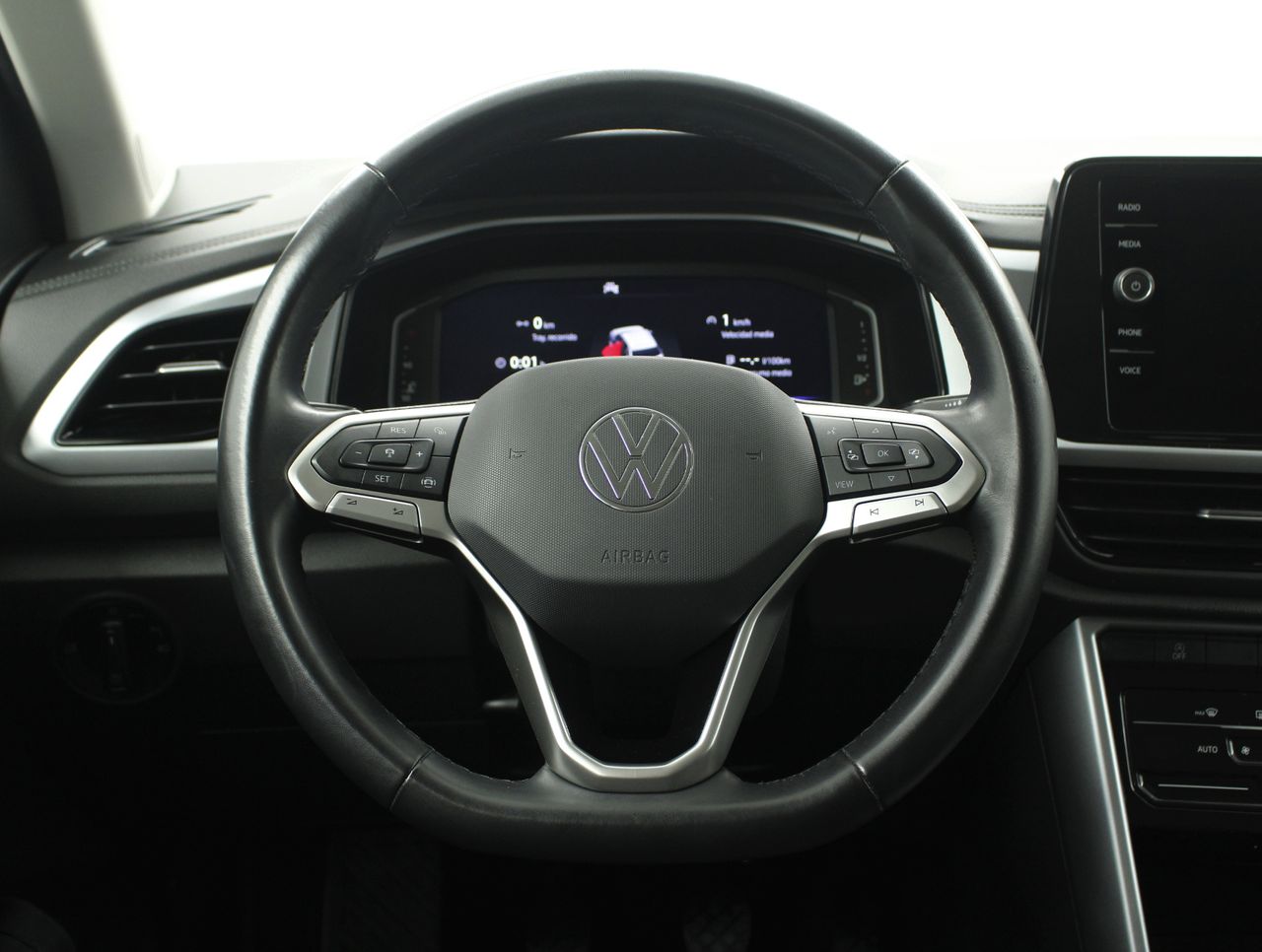 Foto Volkswagen T-Roc 13