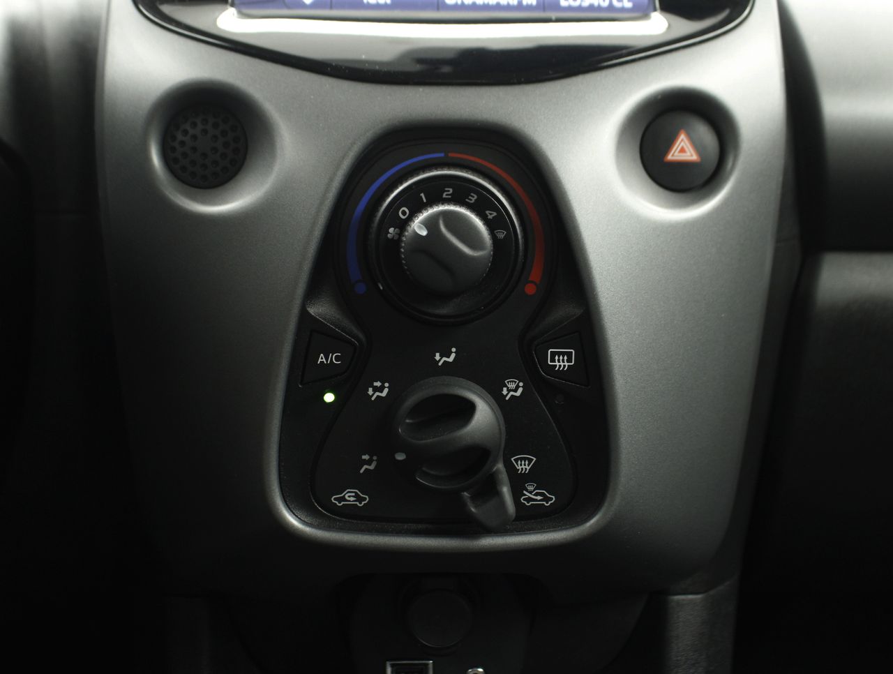 Foto Toyota Aygo 11