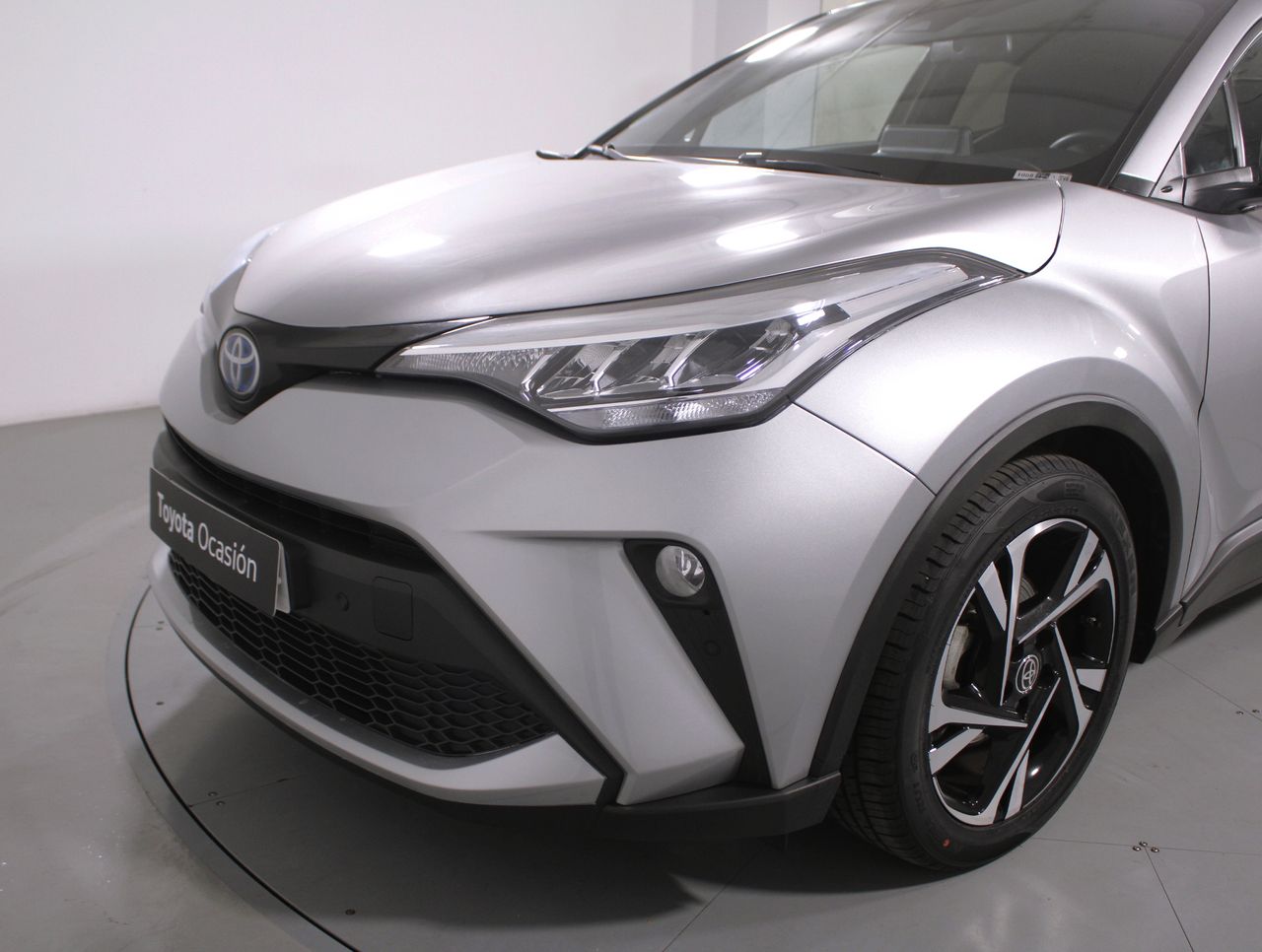 Foto Toyota C-HR 29