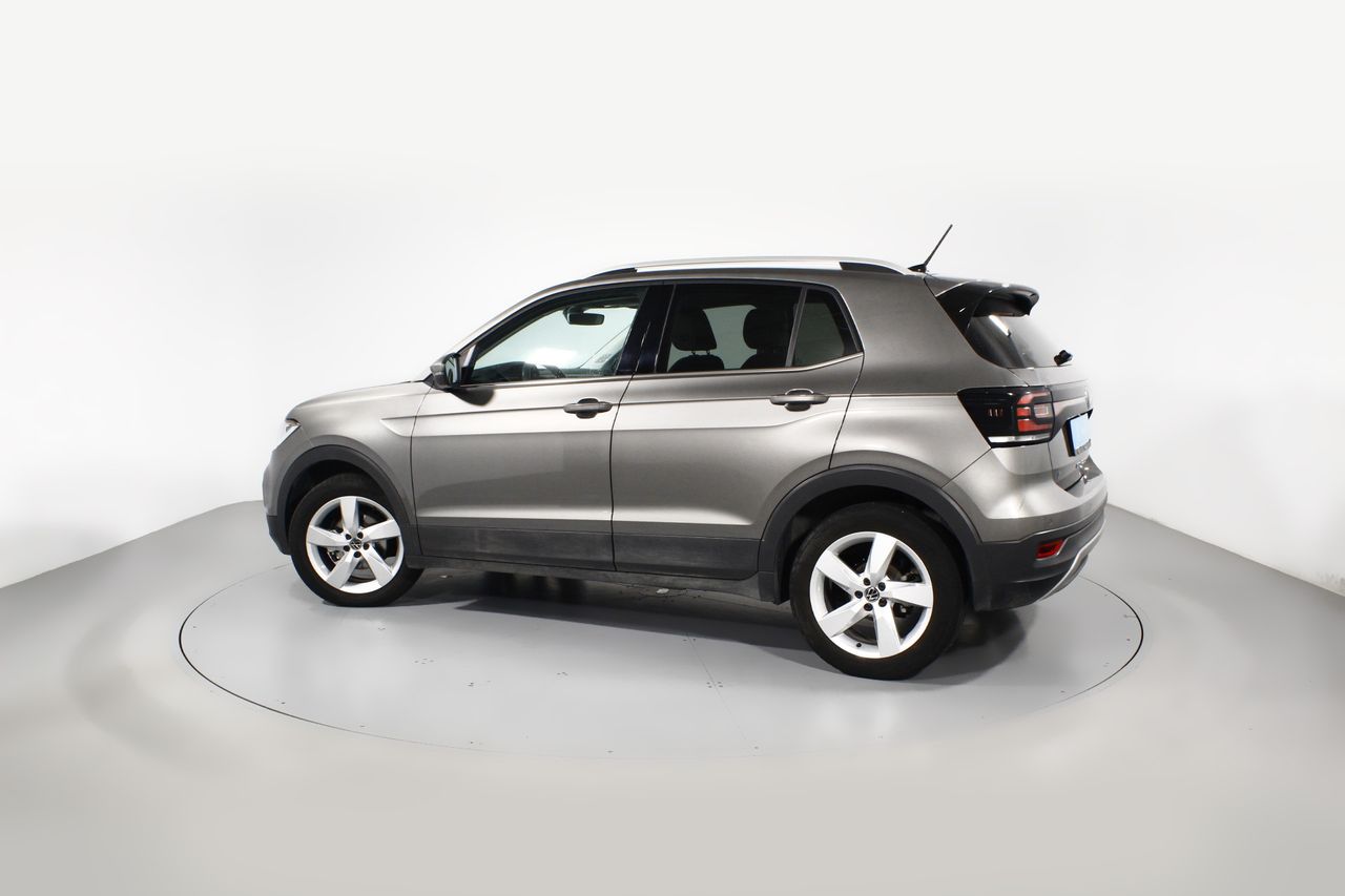 Foto Volkswagen T-Cross 18