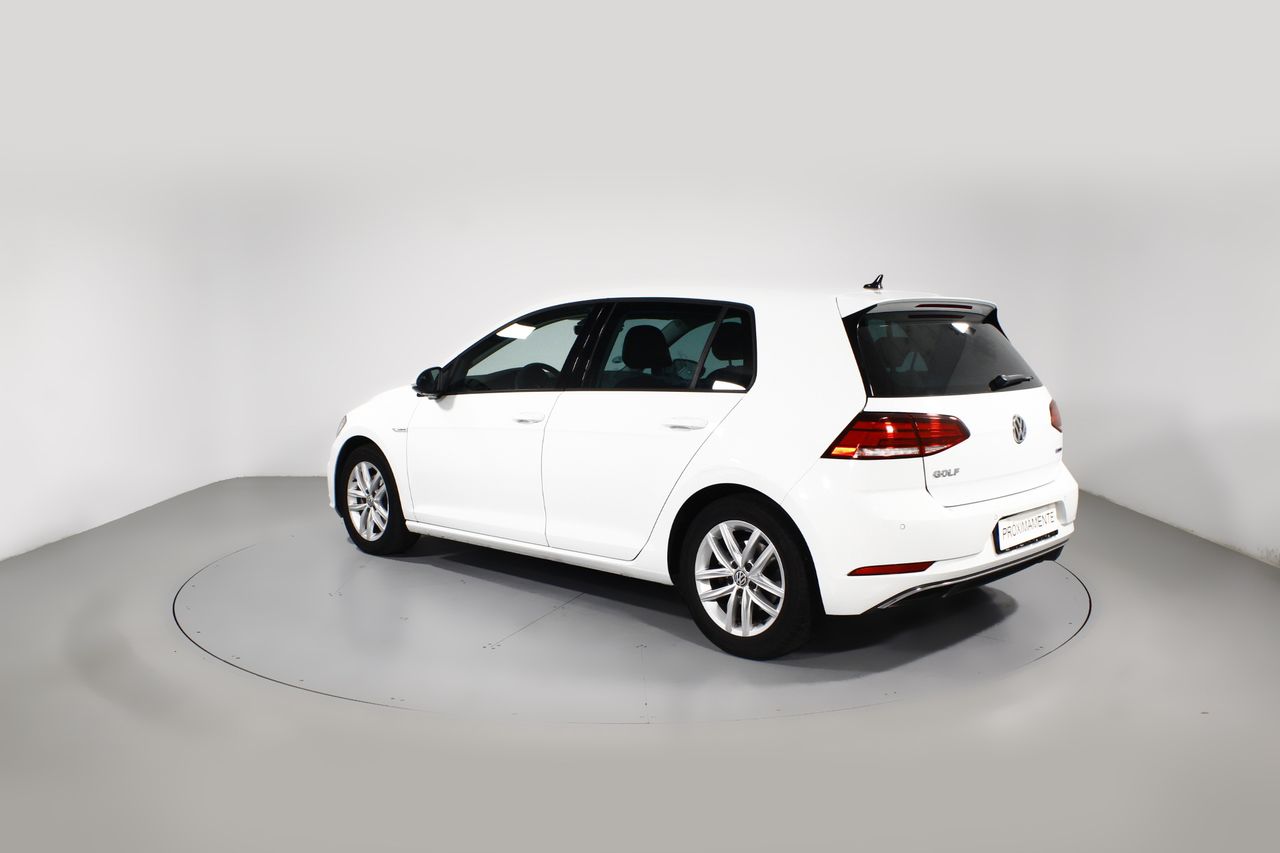 Foto Volkswagen Golf 9