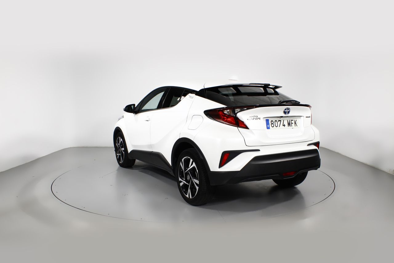 Foto Toyota C-HR 2