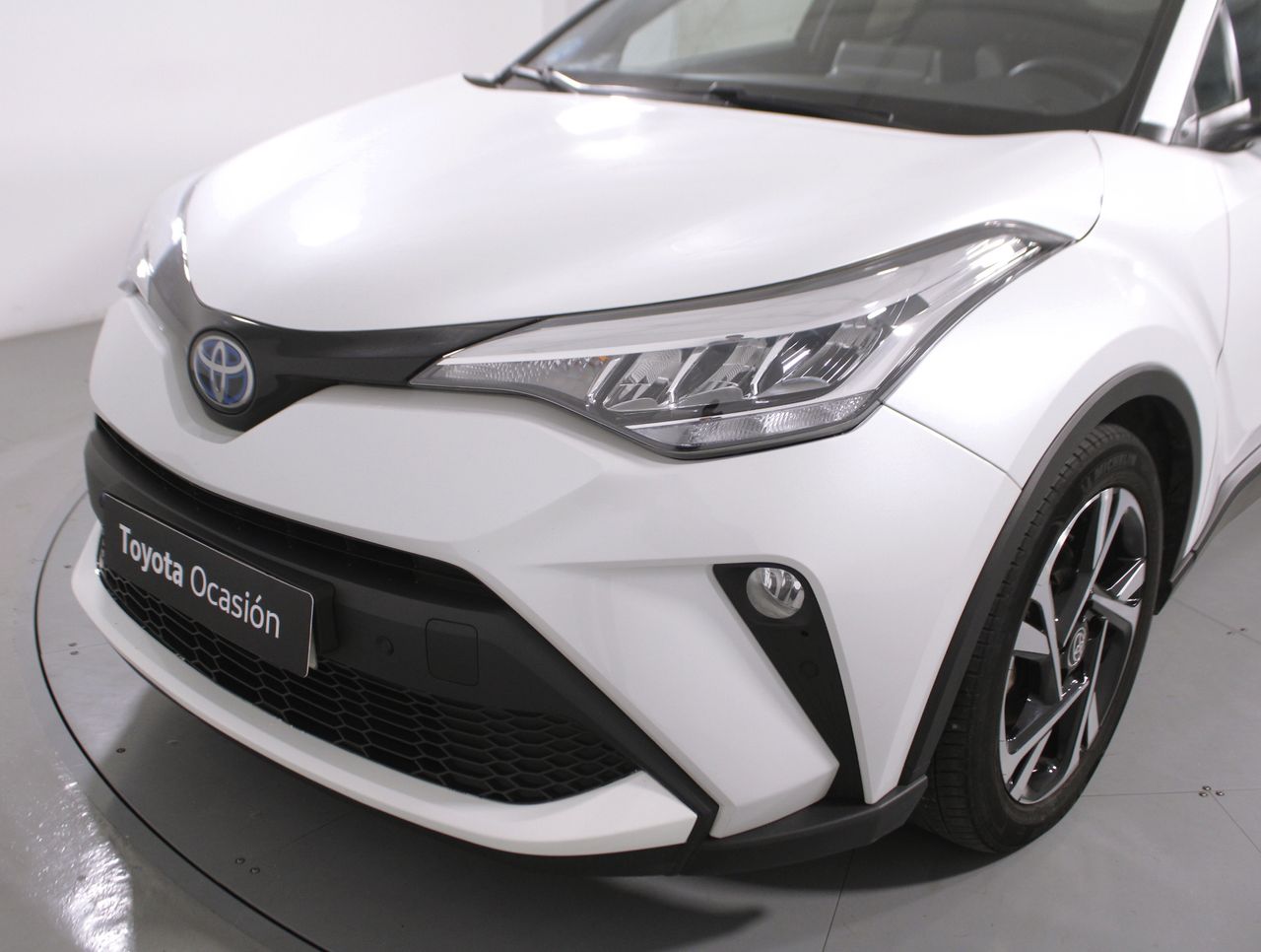 Foto Toyota C-HR 29