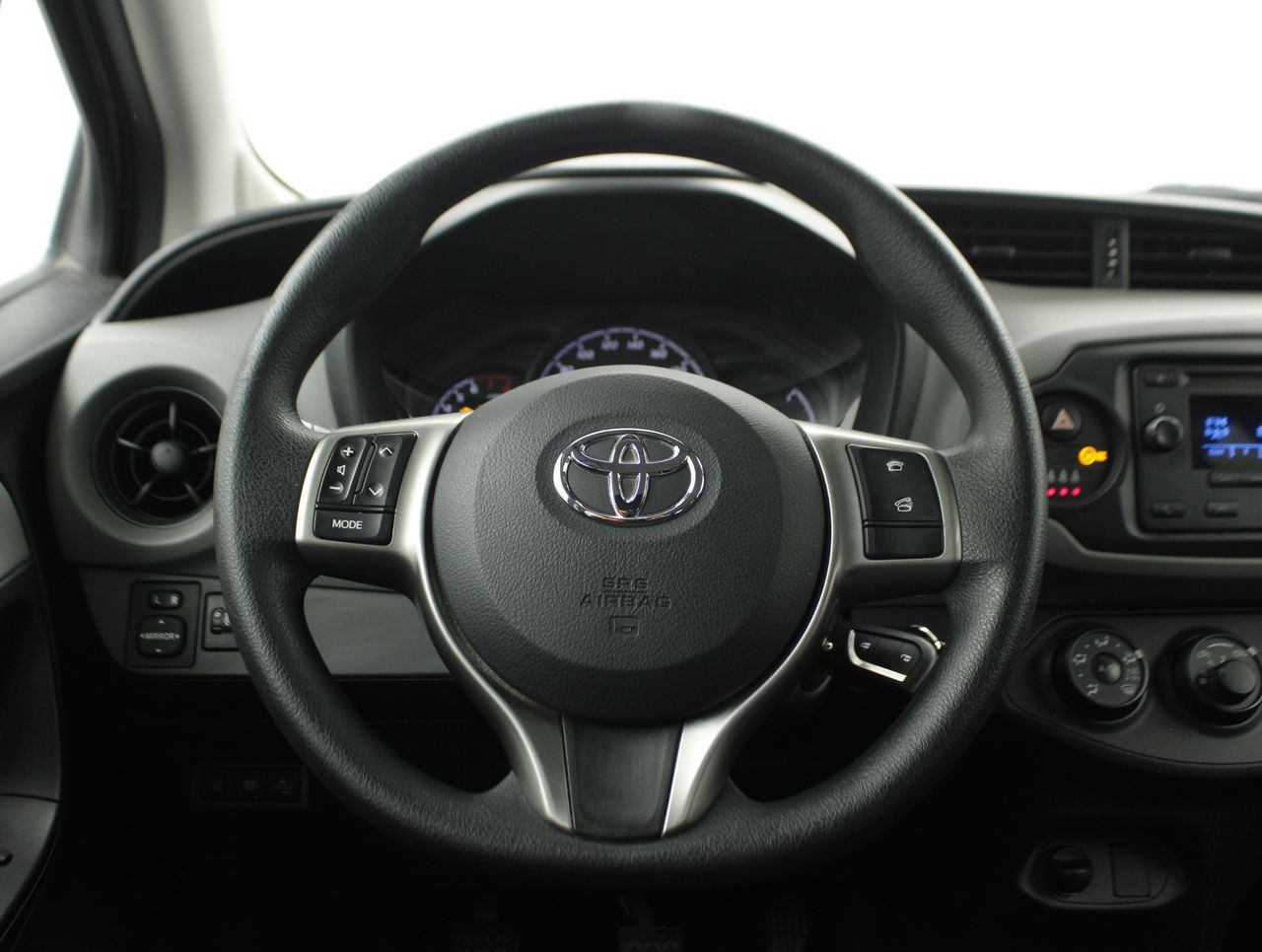 Foto Toyota Yaris 13