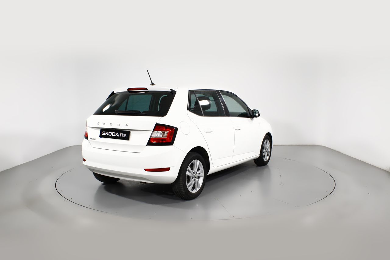 Foto Skoda Fabia 25