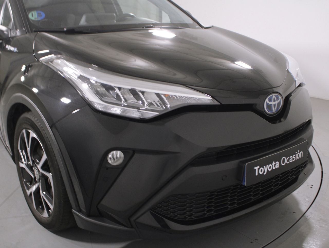 Foto Toyota C-HR 16