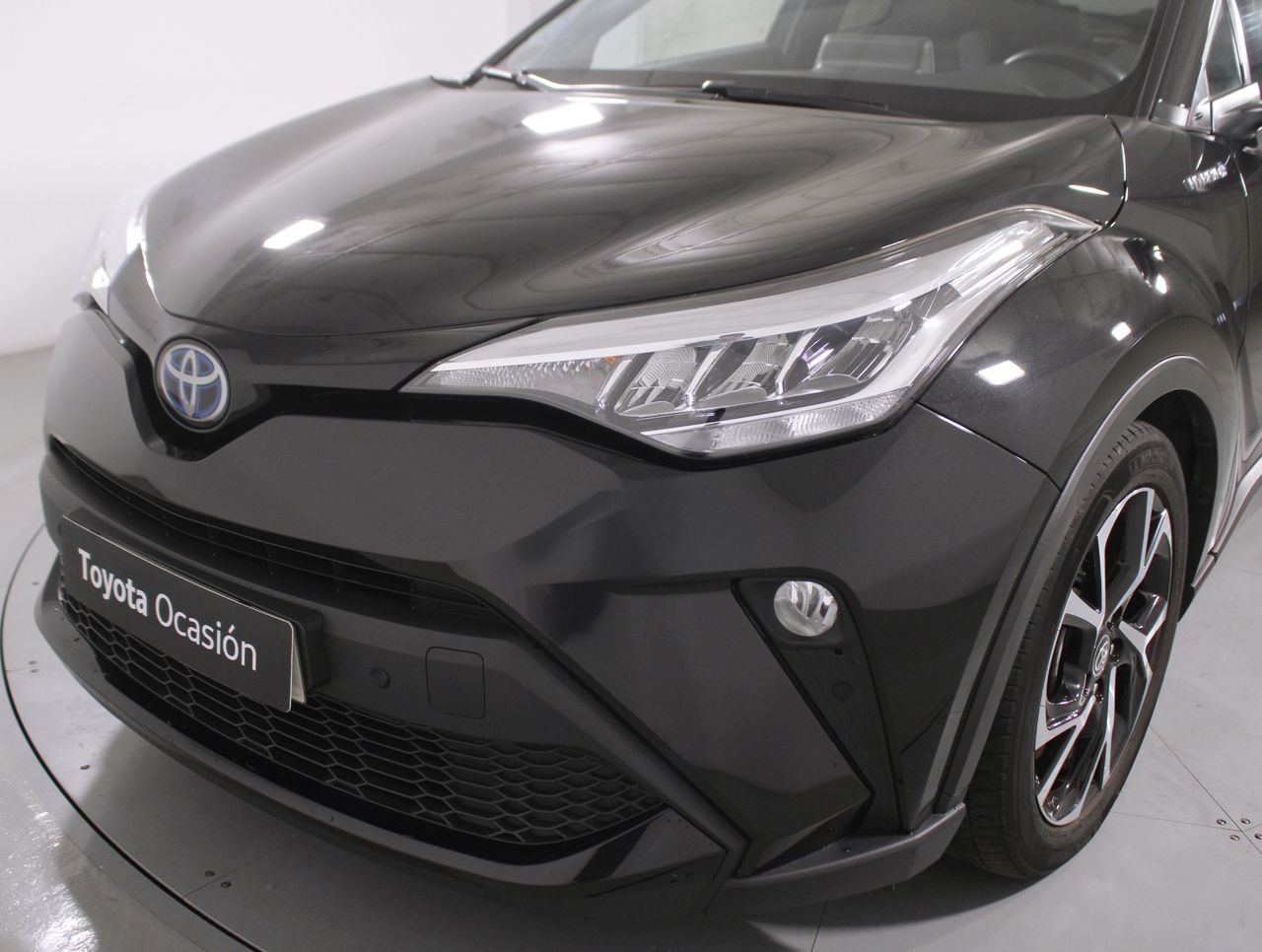 Foto Toyota C-HR 29