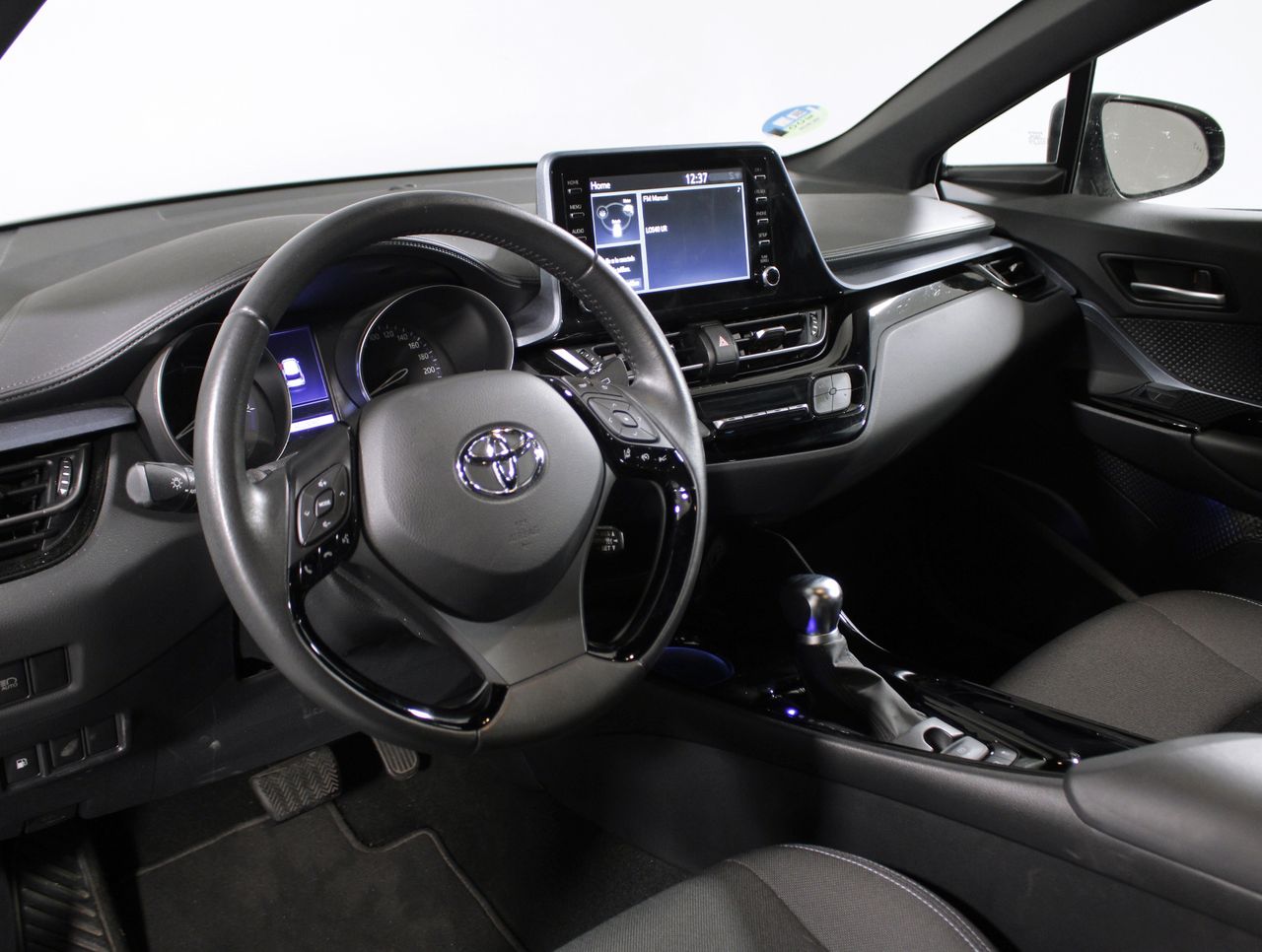 Foto Toyota C-HR 28