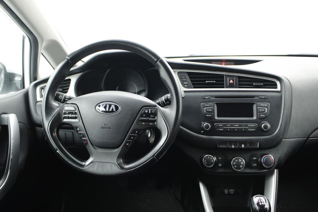 Foto Kia Ceed 10