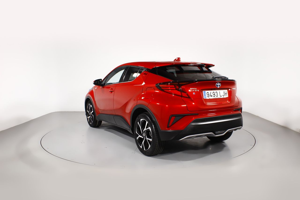 Foto Toyota C-HR 2