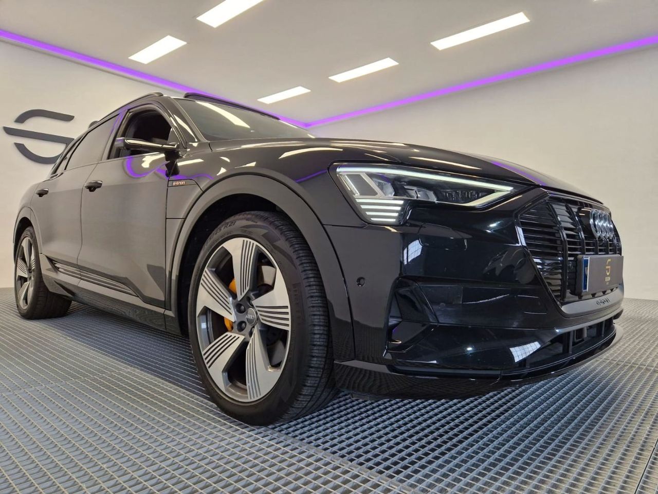 Foto Audi E-tron 12