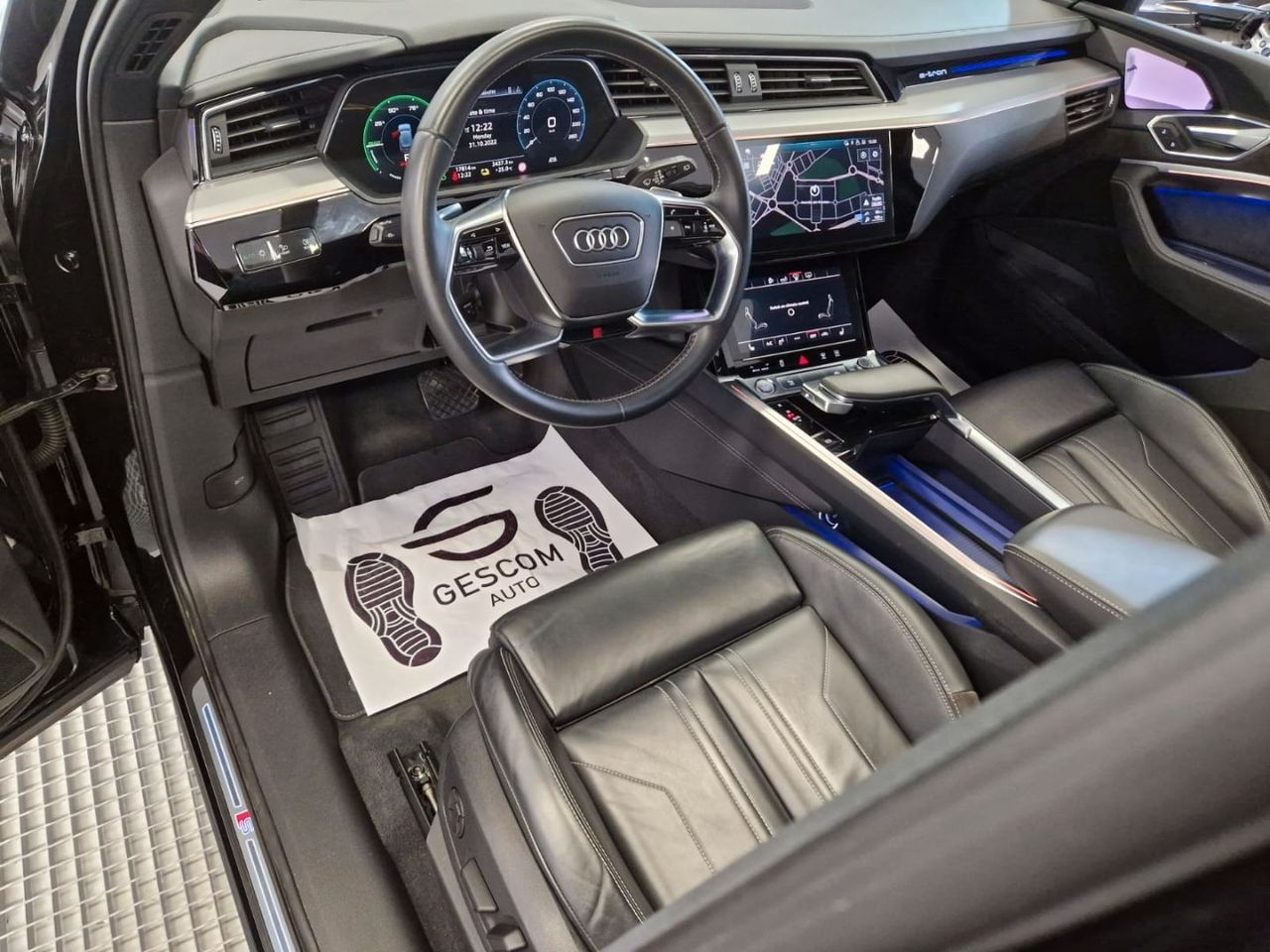 Foto Audi E-tron 33