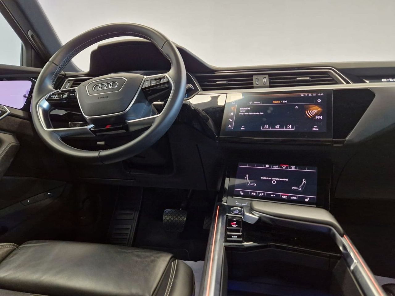 Foto Audi E-tron 47