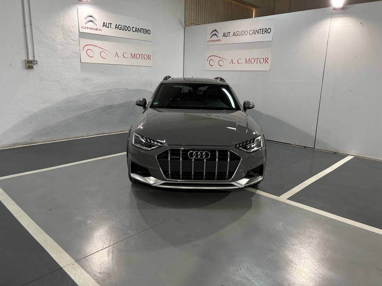 Foto Audi A4 Allroad Quattro 8