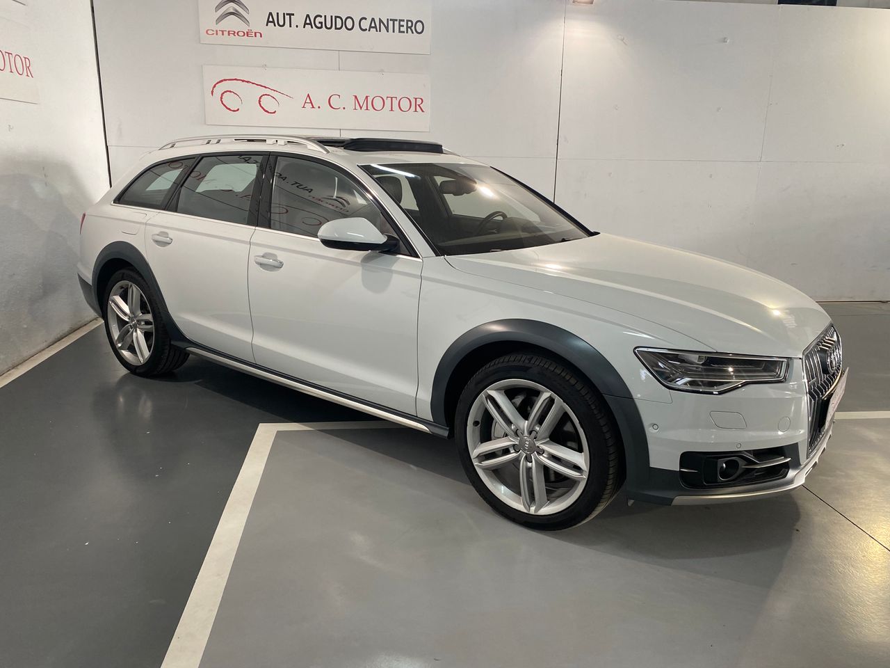 Foto Audi A6 Allroad Quattro 8